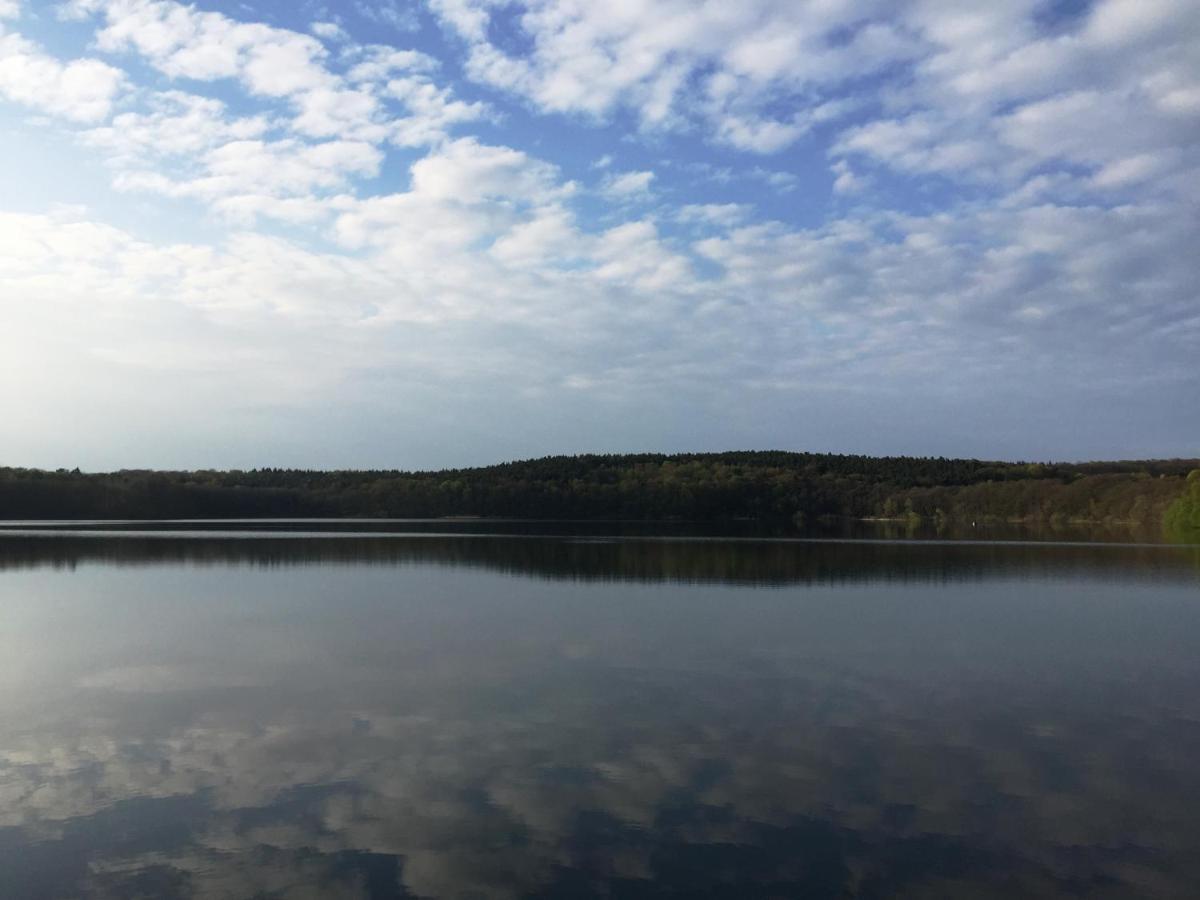 Ferienwohnungen Direkt Am See Bei Den Kaiserbaedern Heringsdorf  Exterior foto