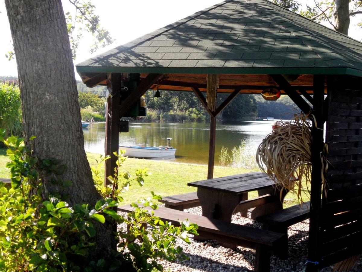 Ferienwohnungen Direkt Am See Bei Den Kaiserbaedern Heringsdorf  Exterior foto